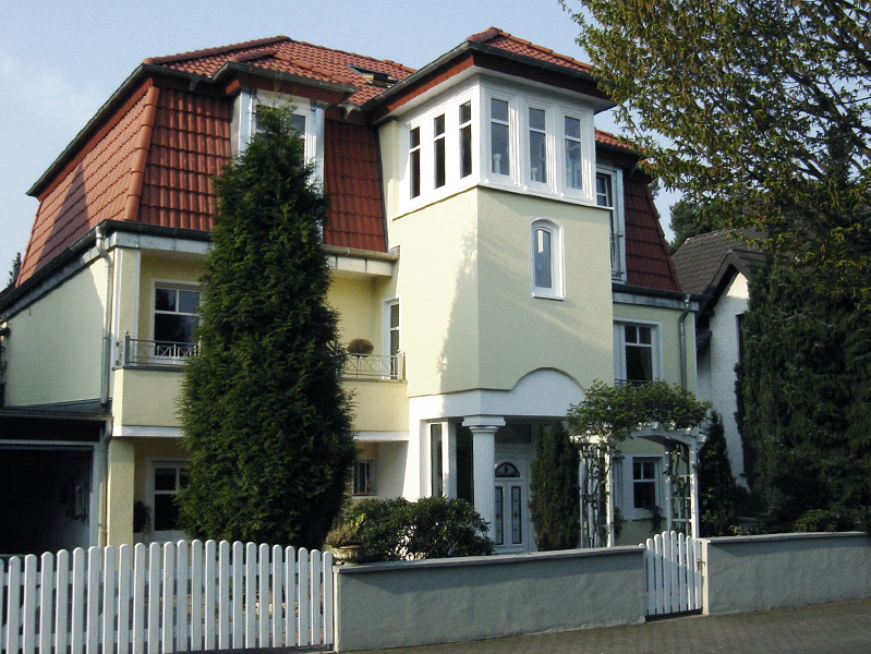 Umbau und Modernisierung eines Einfamilienhauses in Bonn - Niederholtdorf
